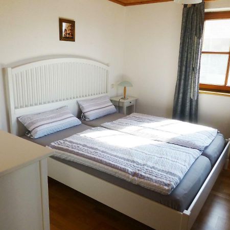 Ferienwohnung Boesch Taching am See Bagian luar foto